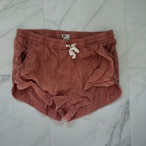 Billabong road trippin shorts